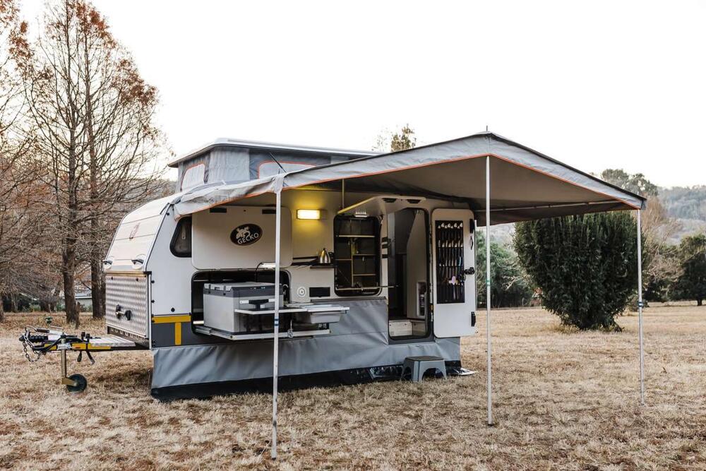 11556 General Photos Exterior Tent setup with the open caravan