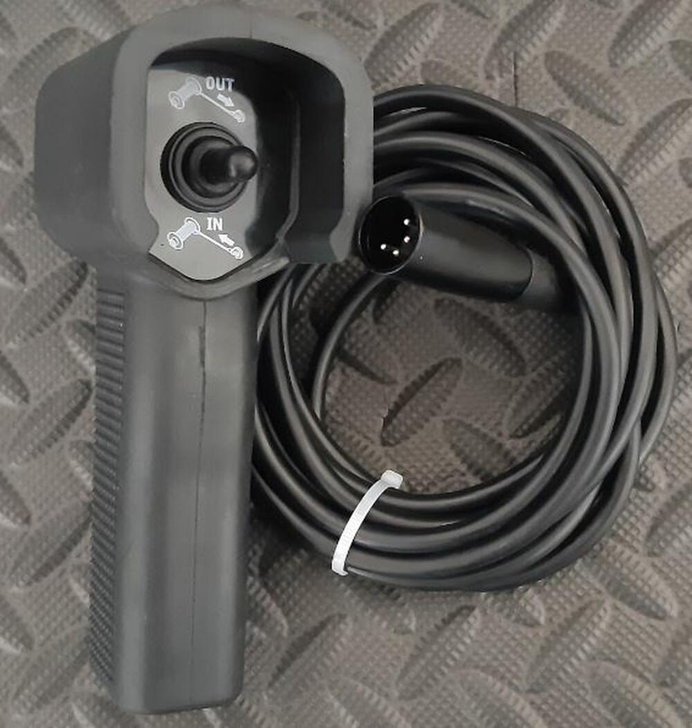 1372 Products RBLACKREMOTE