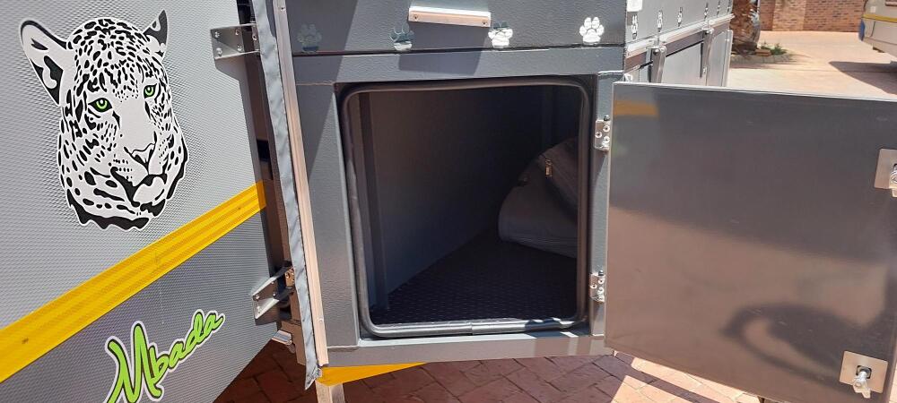 22670 Mbada208